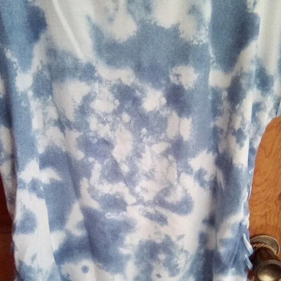 Cato Blue and White Tie-Dye Short Sleeve Top - Picture 7 of 8